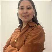 Profesora de español, cuento con dominio del idioma y experiencia previa dando clases de inglés, francés y chino mandarín